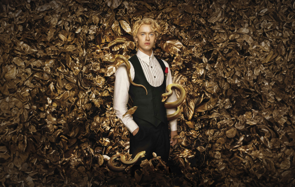 Актер Том Блит в фильме Голодные игры: Баллада о змеях и певчих птицах, 2023