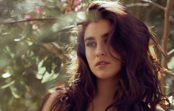 Американская певица Лорен Хурэги