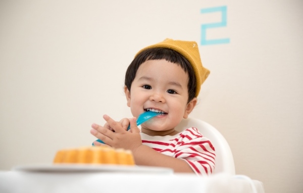 Маленькому мальчику исполнилось два года