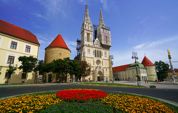Красивый вид на Загребский собор, Хорватия