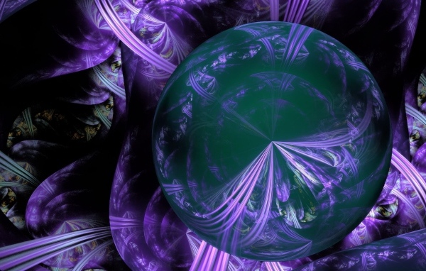 Шар на необычном фиолетовом фоне