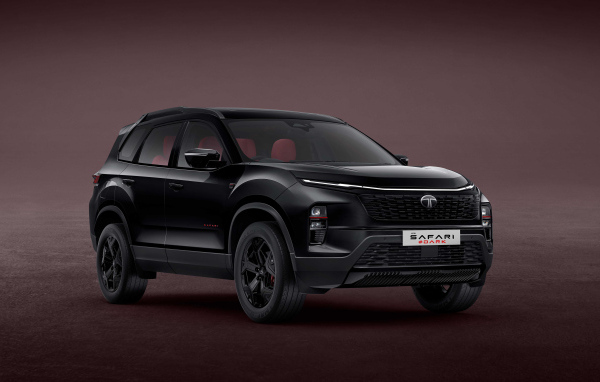 Черный внедорожник Tata Safari DARK Concept 2024 года