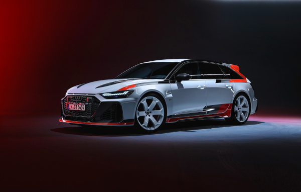 Автомобиль Audi RS 6 Avant GT 2024 года