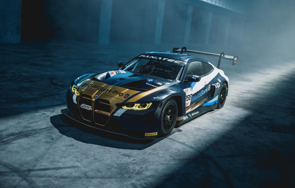 Гоночный автомобиль BMW M4 GT3 Endurance Cup