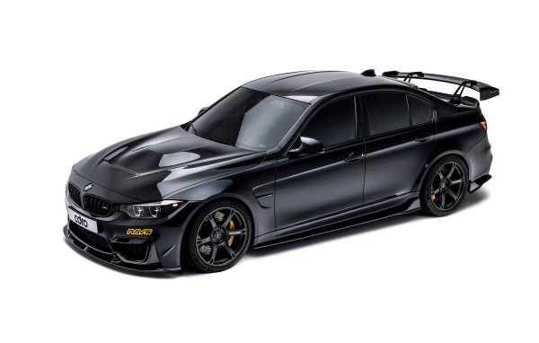 Черный автомобиль  BMW M3