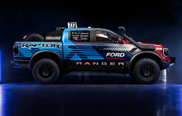 Гоночный Ford Ranger Raptor Race Truck 2024 года