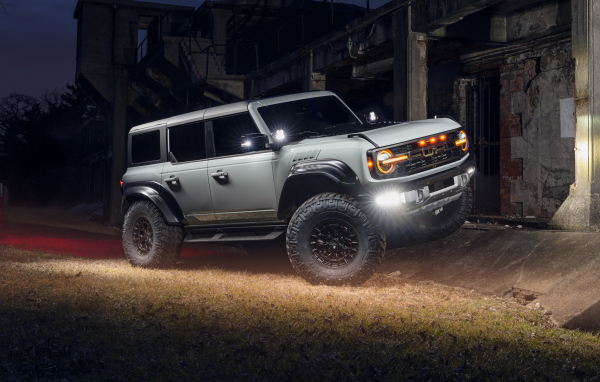 Автомобиль Ford Bronco Raptor