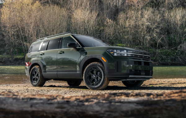 Автомобиль Hyundai Santa Fe XRT 2024 года