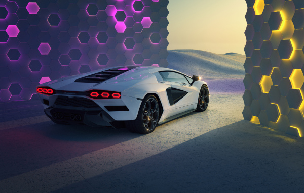 Дорогой автомобиль Lamborghini Countach