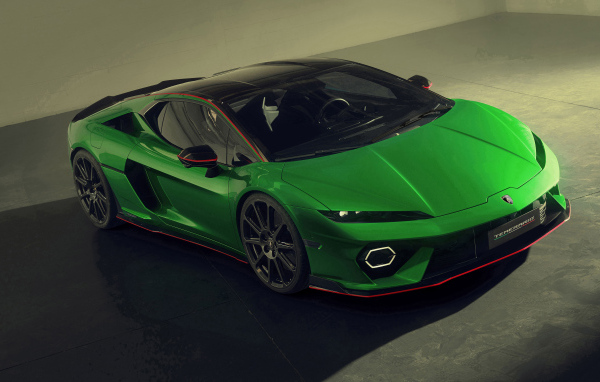 Зеленый спорткар  Lamborghini Temerario Alleggerita 2024 года