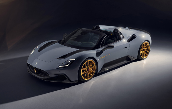 Автомобиль Novitec Maserati MC20 Cielo 2024 года