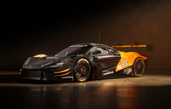 Гоночный автомобиль McLaren 720S GT3 EVO