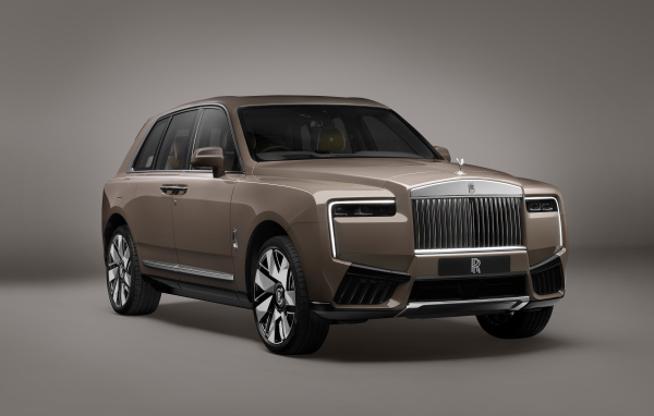 Автомобиль Rolls-Royce Cullinan Series II