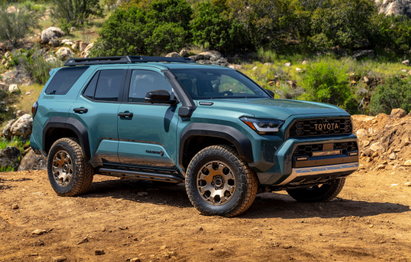 Внедорожник Toyota 4Runner Trailhunter  2025 года