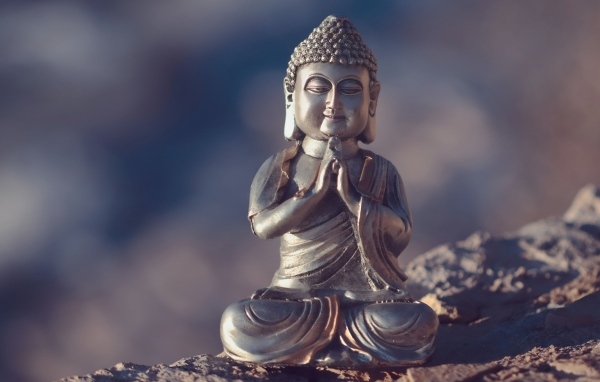 Статуэтка Будды крупным планом