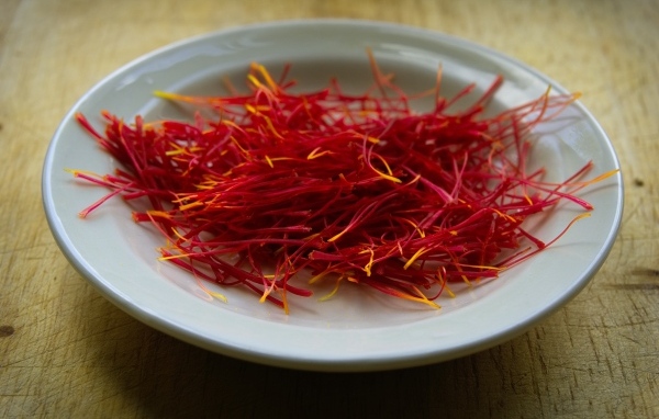 Пряная дорогая специя шафран