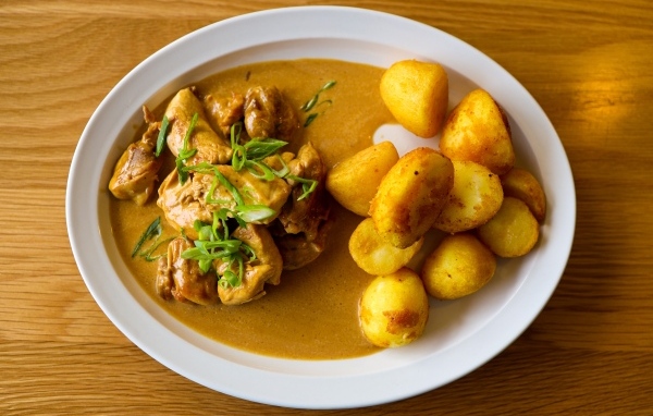 Курица терияки с картофелем в соусе