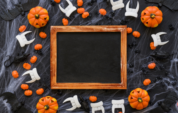 Рамка с декором для открытки на Хэллоуин