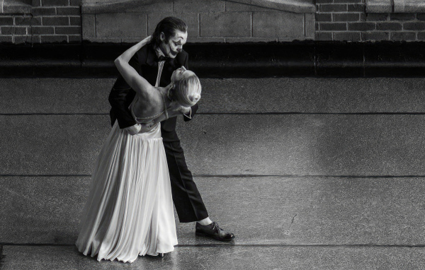 Леди Гага и Хоакин Феникс в фильме Джокер: Безумие на двоих