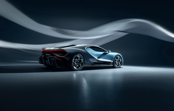 Презентация нового автомобиля Bugatti Tourbillon 2024 года