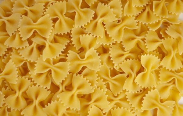 Макароны бантики крупным планом