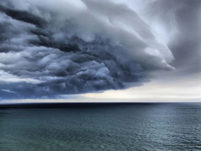 The storm over the sea