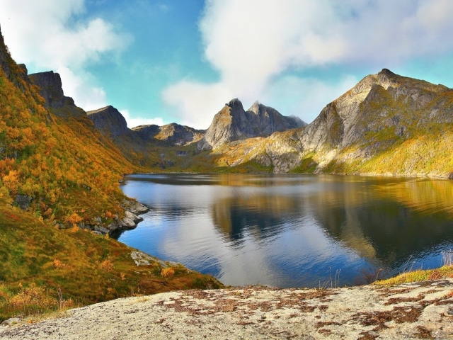 Горы в золоте