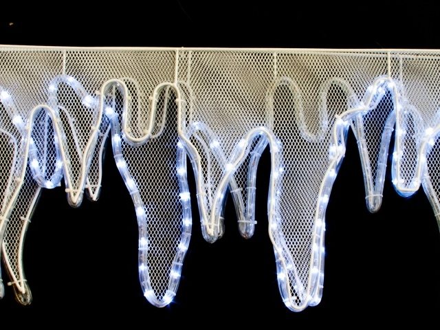 Garland icicles