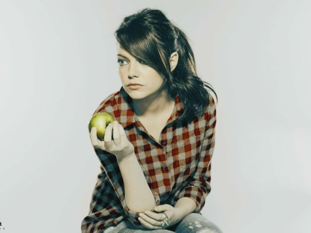 	   Emma with Apple