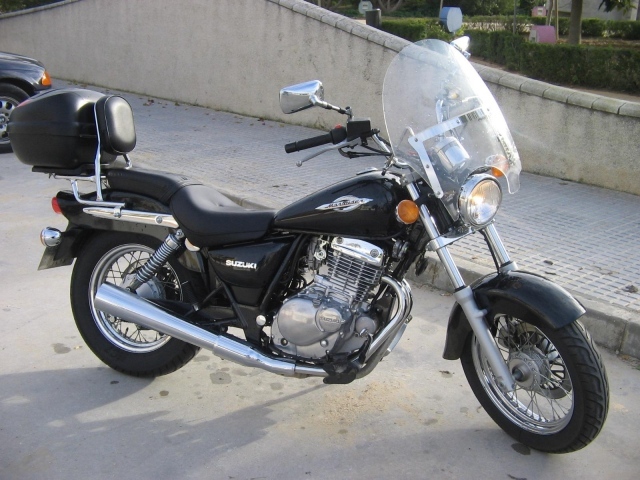 Мотоцикл Suzuki модели Marauder 125