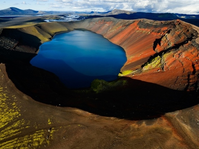 	   Lake in the crater of the volcano