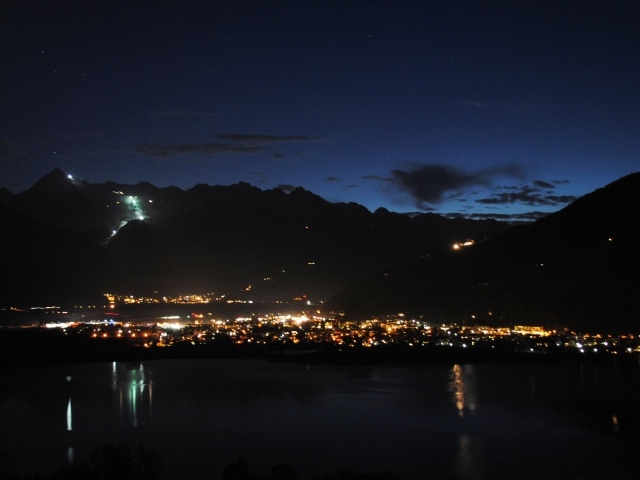 Night at the resort of Zell am See, Austria