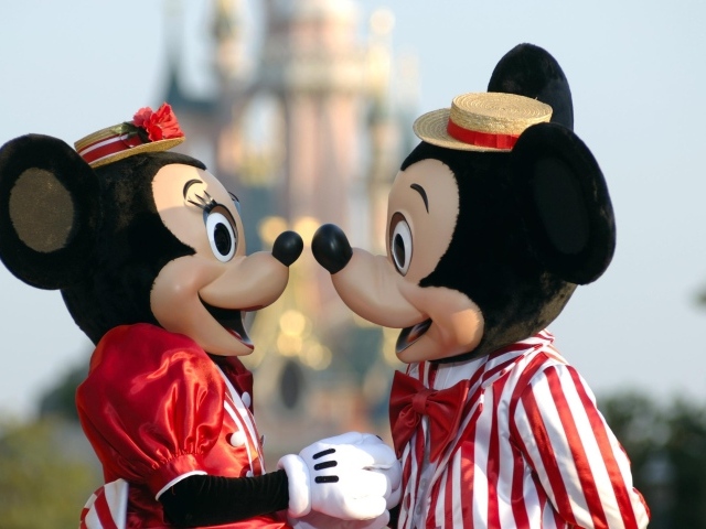 Mickey and Minnie at Disneyland, France