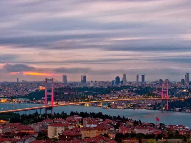 Подвесной мост в Стамбуле