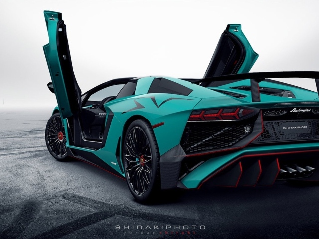 Rear view of the light-green Lamborghini Aventador