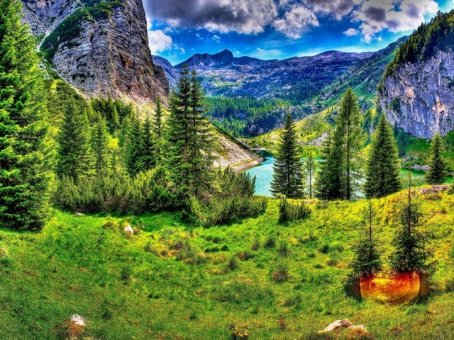 Spectacular mountain scenery, HDR Photos