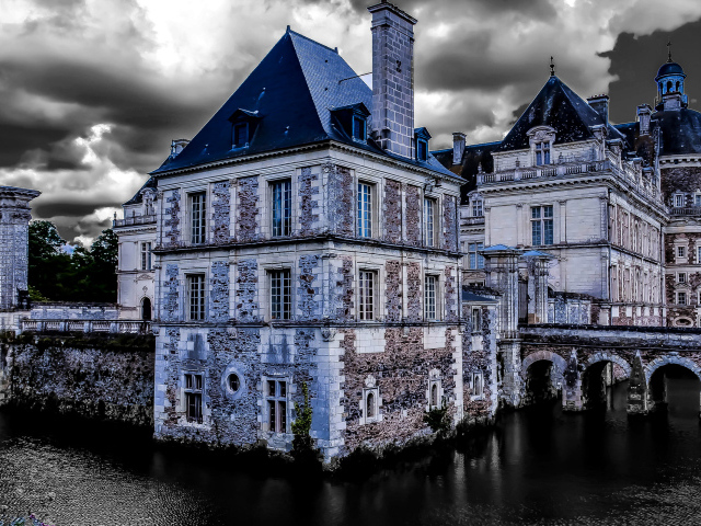 Замок Château de Serrant в Сен-Жорж-сюр-Луар, Франция 