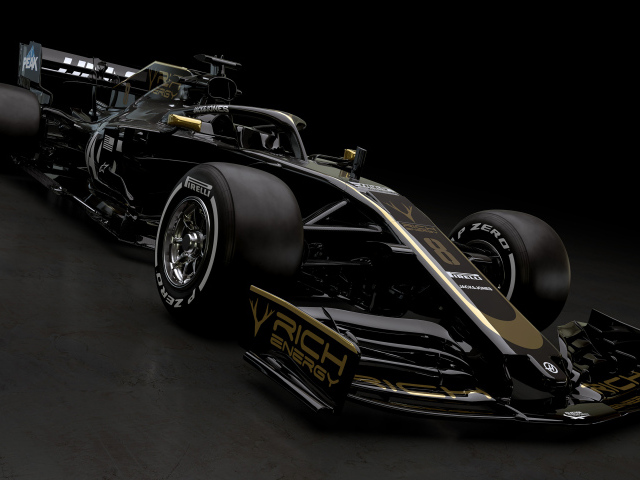 Черный гоночный автомобиль Haas VF-19,  2019 года