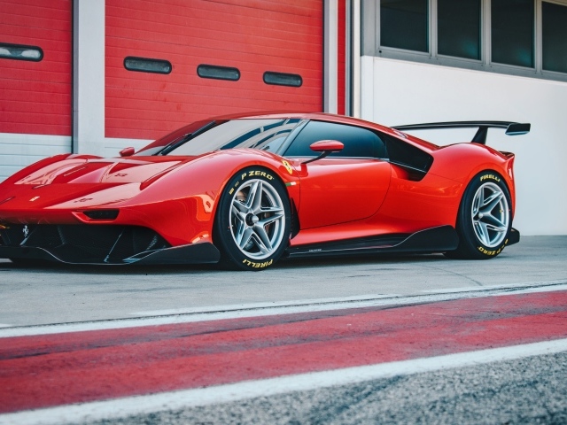 Быстрый красный автомобиль Ferrari P80C 2019 года 