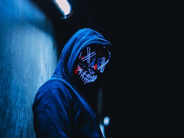 Парень в худи с маской на лице - обои для рабочего стола, картинки, фото