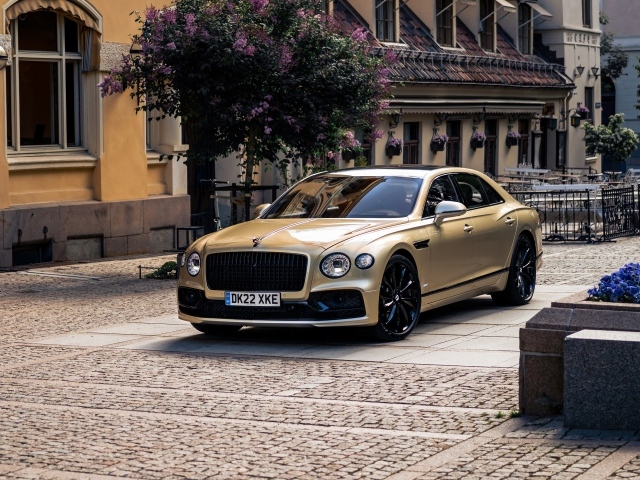Автомобиль Bentley Flying Spur Hybrid