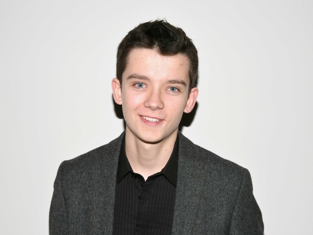 Молодой голубоглазый актер Эйса Баттерфилд