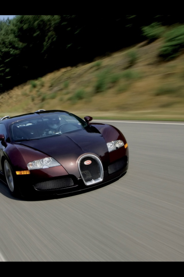 Мощный Bugatti Veyron