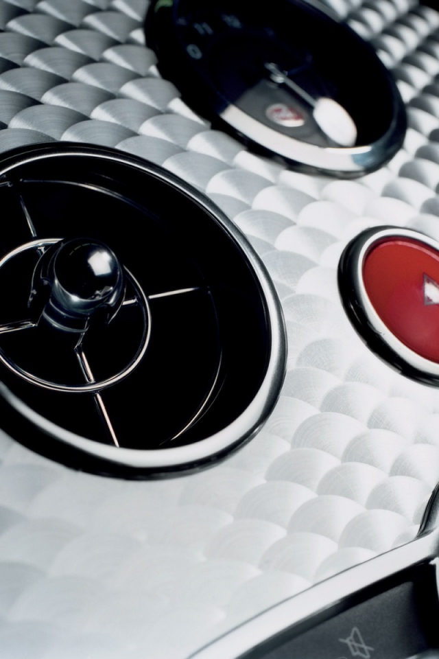 Контрольная панель Bugatti