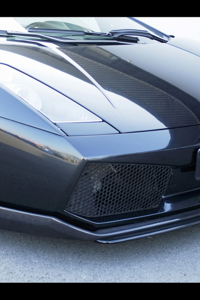 Lamborghini вид спереди