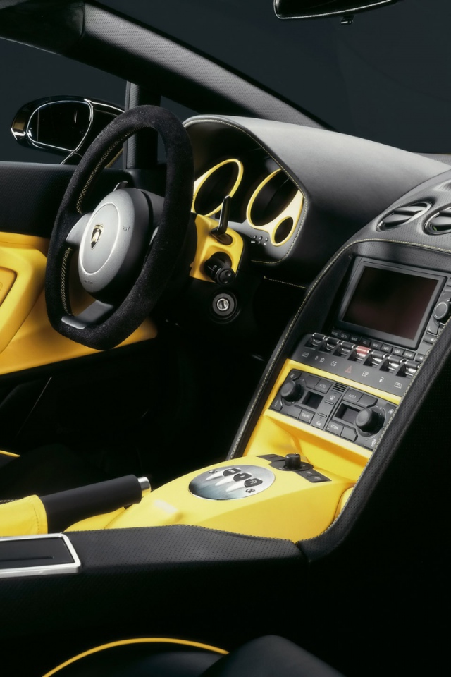 Салон автомобиля Lamborghini