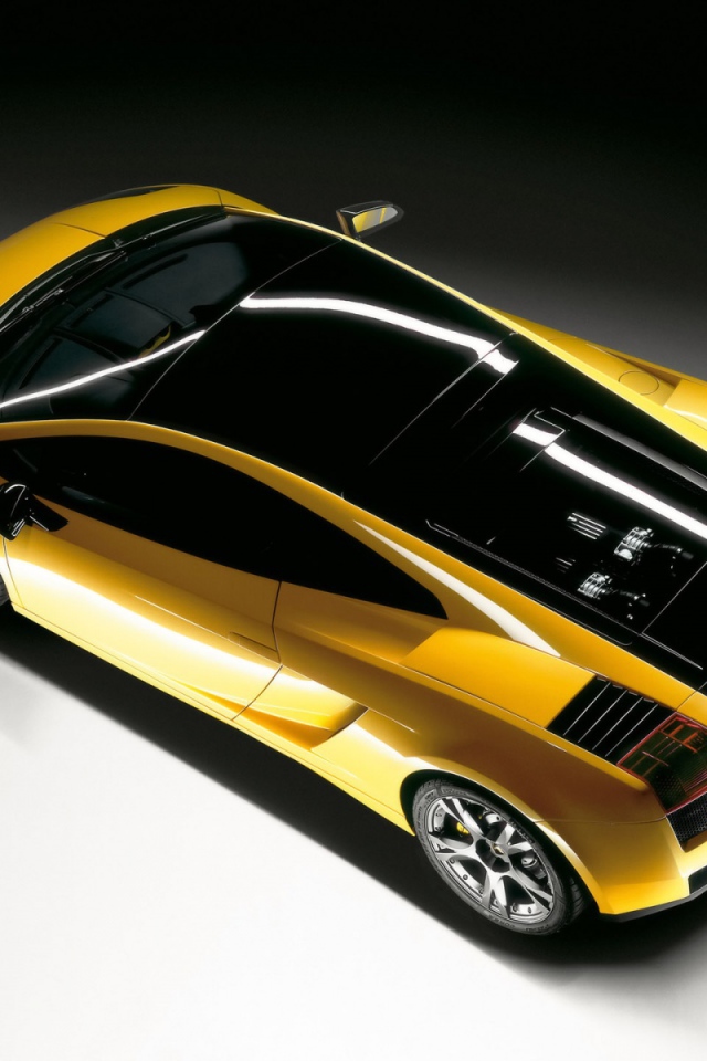 Желтый Ламборджини