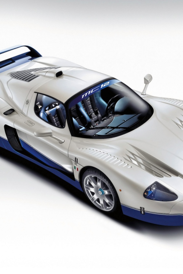 Супер кар Maserati