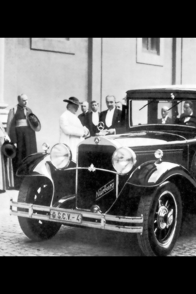 Классический Mercedes 1930 года