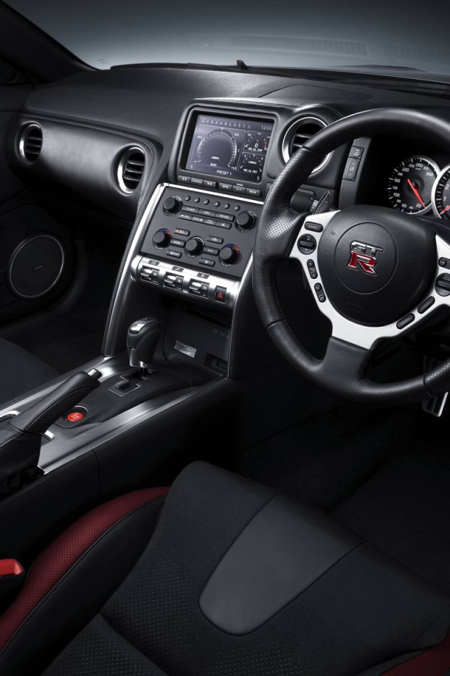 Панель управления Ниссан